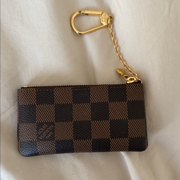 Louis Vuitton Accessories - Louis Vuitton Brown Damier Key Pouch with Gold Chain